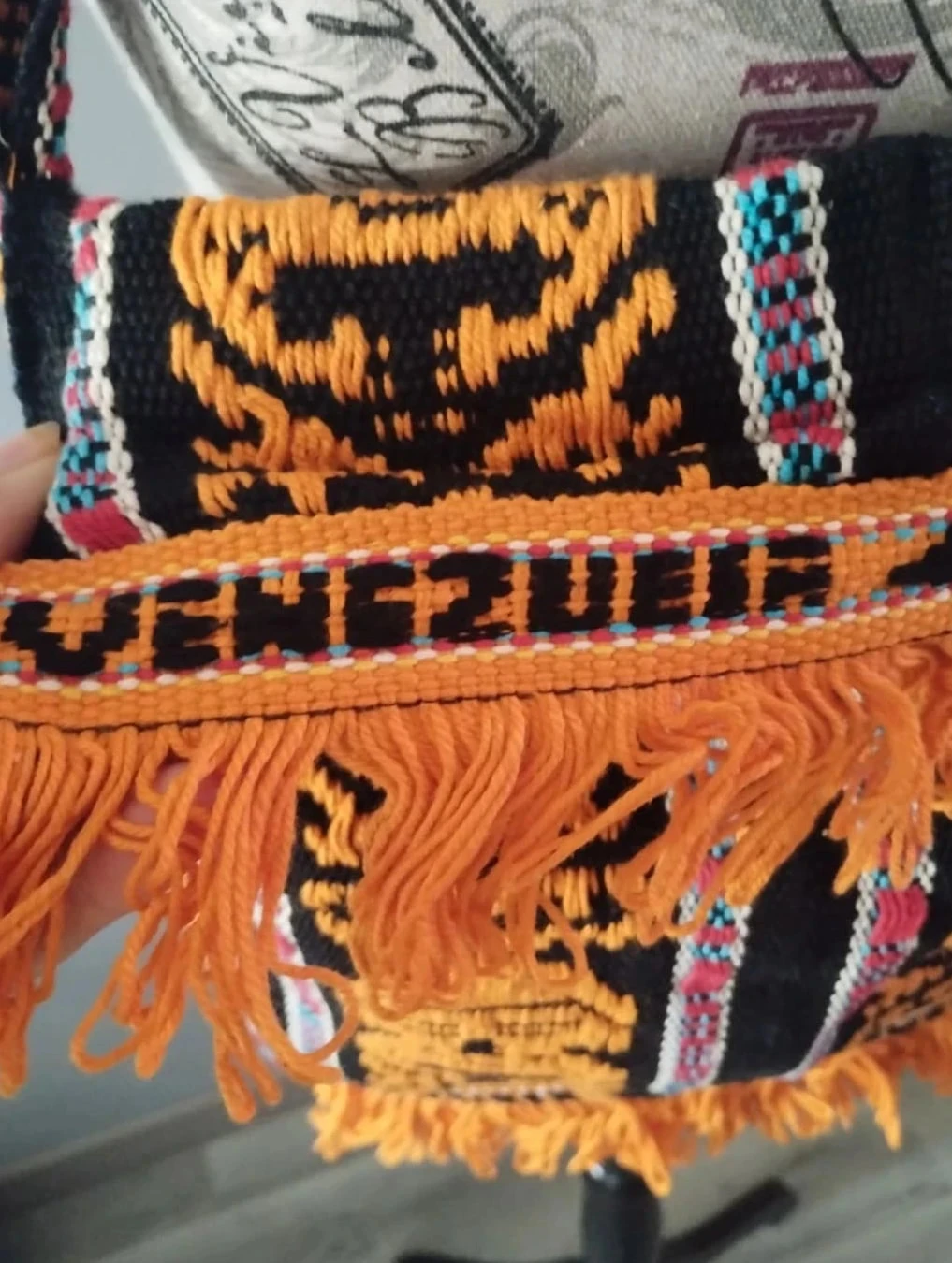 Orange black crossbody bag, Venezuela – photo 2